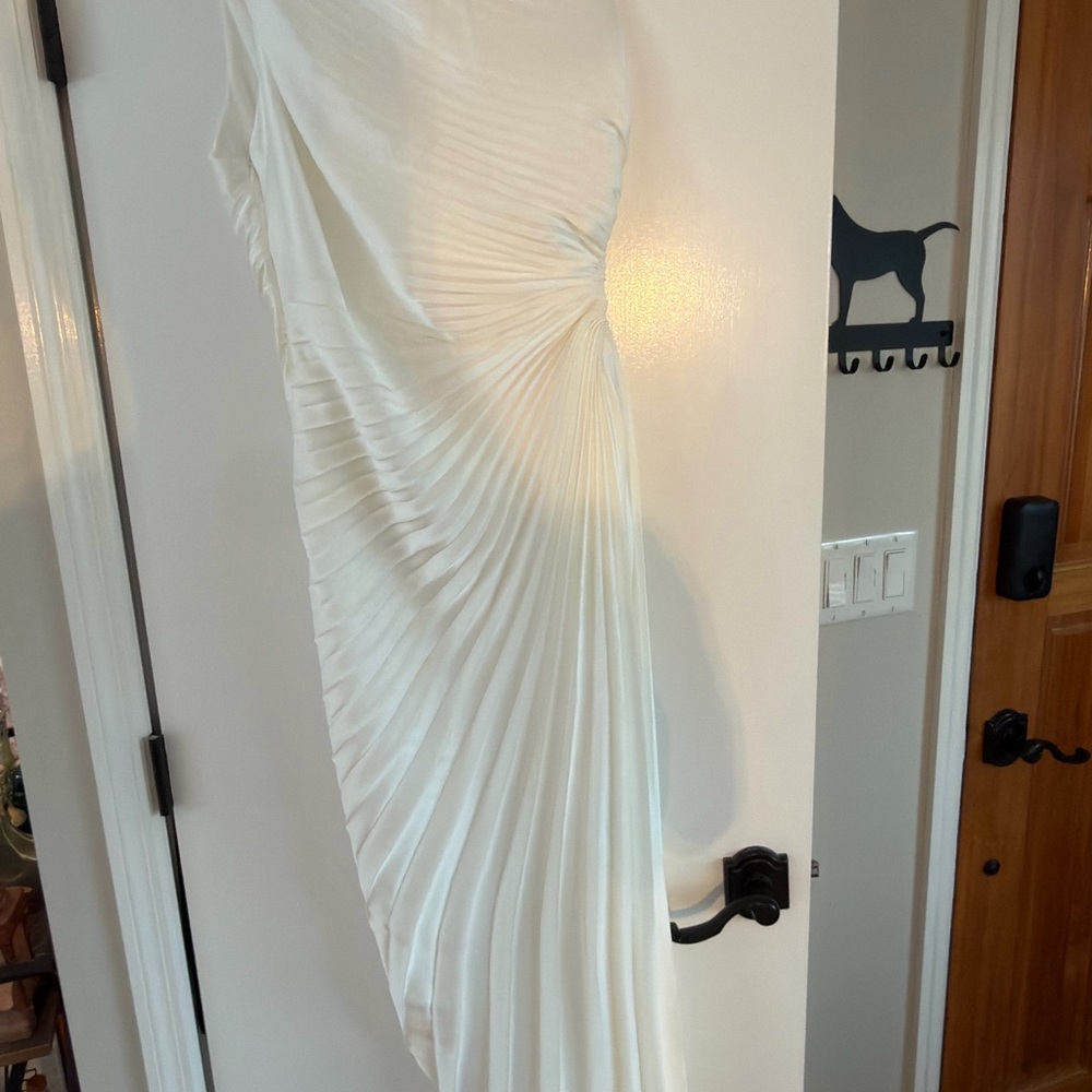 Vici One Shoulder White Pleated Dress